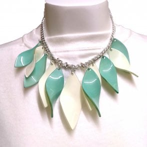 Dante Green and White Necklace NL9331